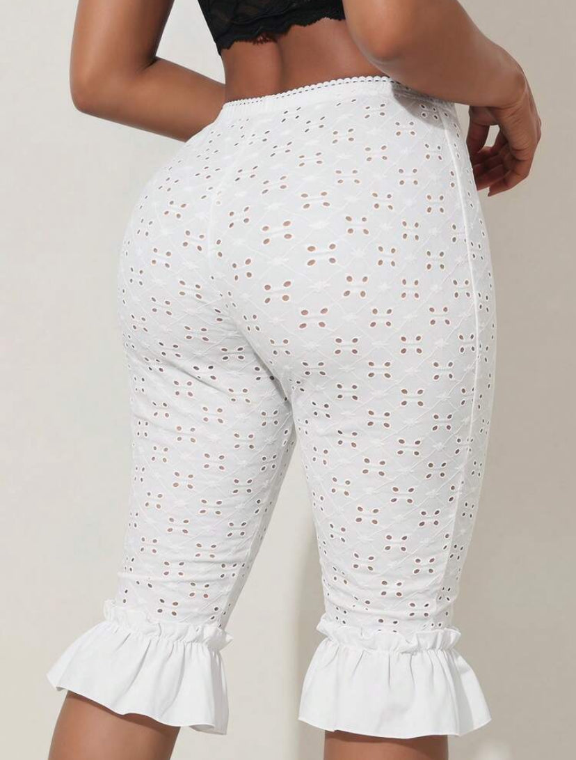 Ruffle Hem Capri Pant
